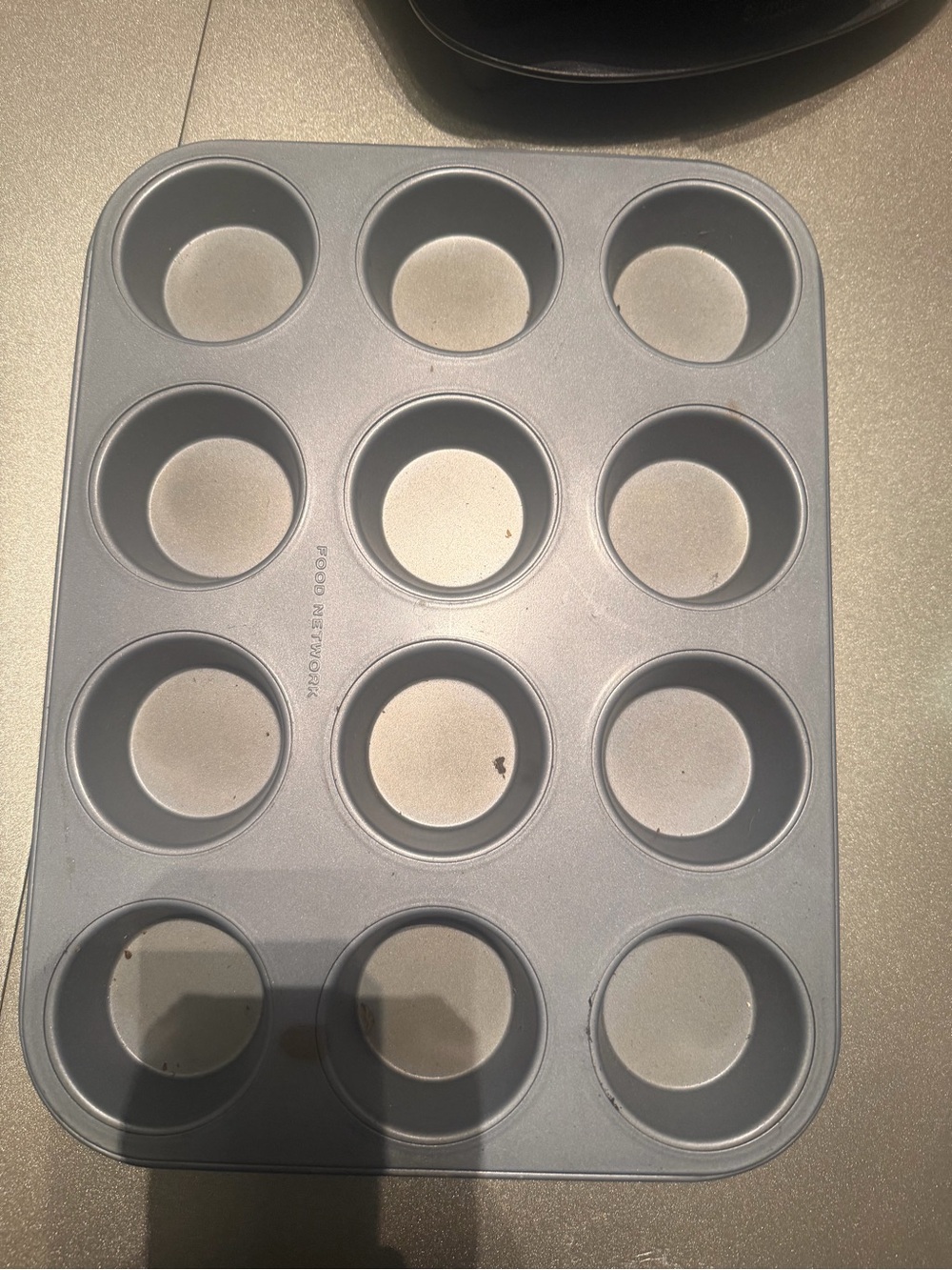 Nonstick Gray 12-Cup Muffin Pan - Unbranded